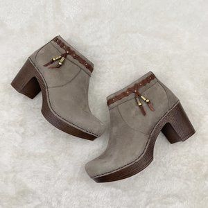 Dansko Dabney Ankle Bootie Taupe Boots